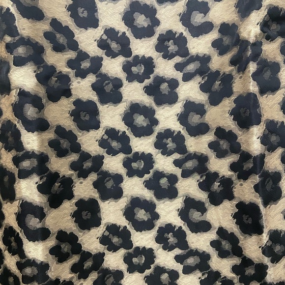 Ann Taylor Black and Gold Patterned Short Sleeve Top - Picture 2 of 4